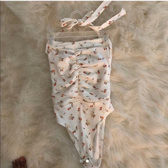 halter floral bodysuit - Picture 1 of 2